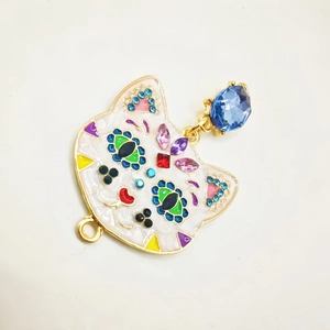 Enameled cat pendant with gold plating and colorful crystals for jewelry making