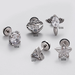 Boucles D'oreilles En Acier Inoxydable Hommes Femmes Vintage Punk Géométrique Triangle Étoile Croix Œil Zircone Piercing