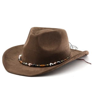 Chapeau de cowboy classique en daim marron avec ruban ethnique orné de perles