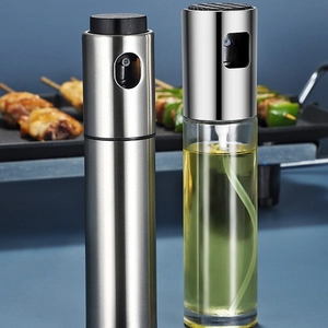 Kitchen oil sprayer bottle set in glass and stainless steel for healthy cooking and BBQ