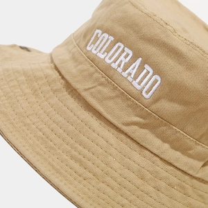 Chapeau de randonnée kaki avec broderie Colorado en sergé de coton résistant