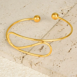 Minimalist 18K gold plated stainless steel open bangle with double line wrap design