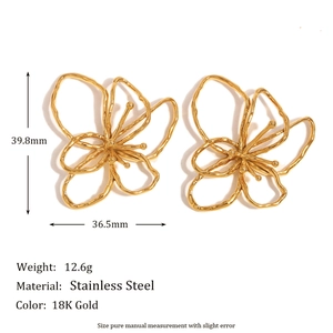 French style 18K gold plated stainless steel hollow flower stud earrings for women
