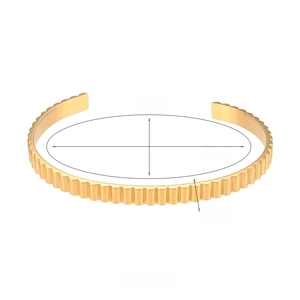 18K gold plated stainless steel open bangle with ribbed texture and dimension details
