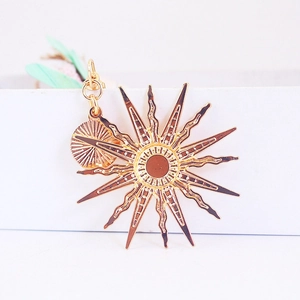 Baroque sun god flower keychain gold metal sun pendant accessory for women bags