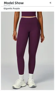 Detail der High-Waist Yoga-Leggings in lila Stoff mit nahtloser Nahtstruktur und Passform
