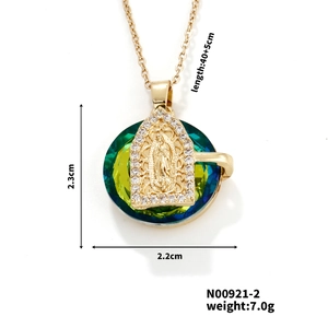 Detail view of gold Madonna pendant with zircons, colorful crystal and size dimensions