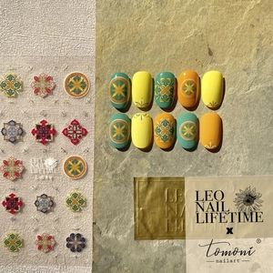 Detail of L-18 bohemian floral nail stickers and finished nails with vintage patterns