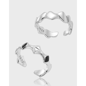 S925 sterling silver adjustable open ring with black enamel geometric design