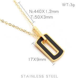 Collier en acier inoxydable doré avec pendentif carré noir et gravure LUCKY