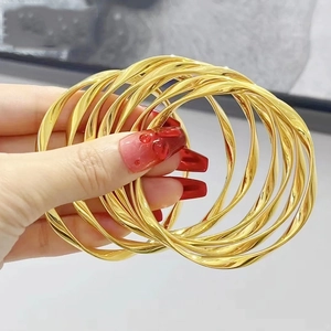 Mobius Bangle Stainless Steel Twisted Design Minimalist 18K Gold Plated Geometric Polished Bracelet For Women