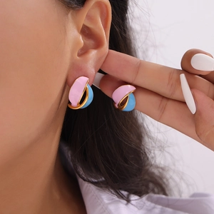 Vintage enamel leaf earrings with pink and blue contrast colors on gold base