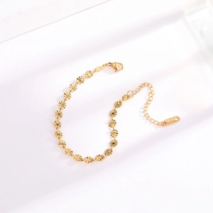 Elegant gold titanium steel bracelet with embossed circular discs and K18 hallmark