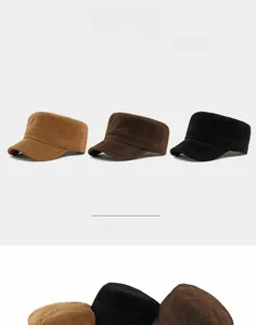Detaillierte Nahaufnahme von Wildleder-Abdeckmützen in Khaki, Dunkelbraun und Schwarz