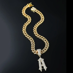 Hip Hop Hommes Alliage Iced Out Strass Lettre Gothique A Pendentif Collier Chaîne Cubaine Bijoux de Luxe Streetwear