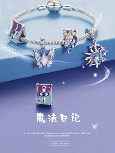 Detail von S925 Silber Magie Armband mit lila Eulen- und Mond-Anhängern im Set