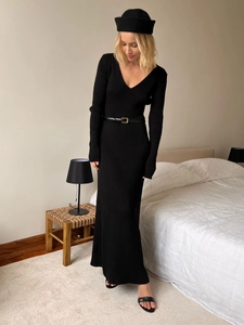 Elegant slim fit V-neck black ribbed knit long sleeve maxi dress with a waist belt