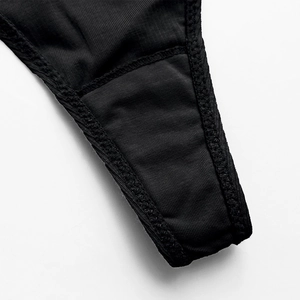 Sexy Damen Tanga aus schwarzer Rippbaumwolle mit verstärkten Nähten und atmungsaktivem Stoff