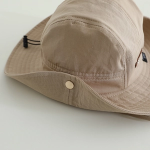 Kids khaki outdoor sun hat with adjustable drawstring and side metal snap buttons