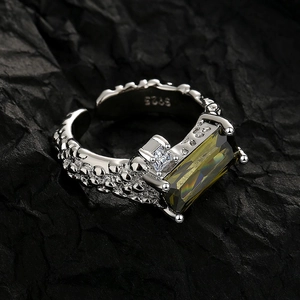 S925 silver textured ring with rectangle yellow-green gemstone and small diamonds