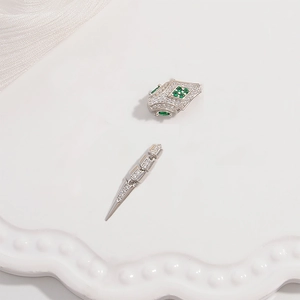 Boucle serpent en argent S925 avec émeraudes et diamants pour bijoux DIY chic