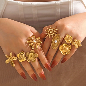 Vintage Edelstahl Ring Vergoldet Blume Sonne Seestern Künstliche Perle Eingelegt Boho Statement Schmuck Für Damen Mode