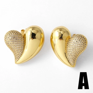 Chic heart-shaped earrings with 18k gold plating and shimmering cubic zirconia pavé