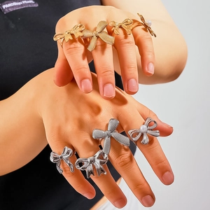 Retro stainless steel bow rings with pearls for women, 18K gold and silver finish