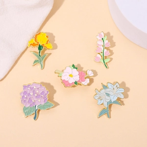 Vintage Alloy Painted Flower Brooch Cute Artistic Lily Iris Hydrangea Enamel Pin For Clothes Bag Decoration Women Jewelry Gift