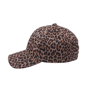 Casquette de baseball léopard avec visière courbée et motif animalier marron chic