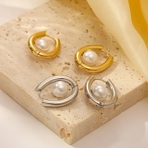 U Shaped Artificial Pearl Earrings 18K Gold Plated 304 Stainless Steel Oval Huggie Hoops Fashion Jewelry For Women