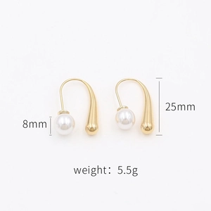 Detailed dimensions of 18k gold teardrop pearl earrings with 8mm pearl and 25mm length