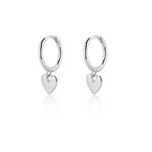 Detailed view of S925 sterling silver hoop earrings with polished heart pendants