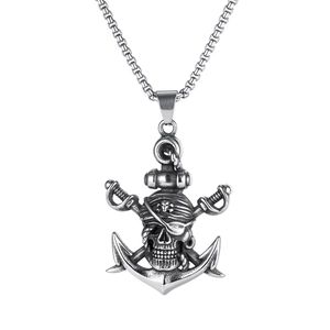 Collier pirate vintage tête de mort et ancre avec épées croisées sur chaîne box