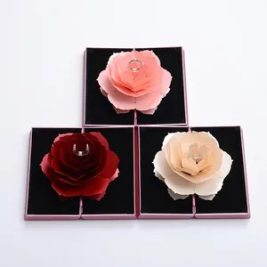 Rose Flower Ring Box Rotating Jewelry Case For Proposal Wedding Engagement Romantic Gift ABS Plastic Velvet