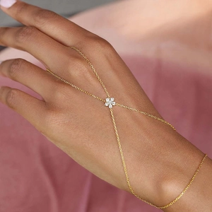 Flower Star Hand Chain Slave Bracelet Stainless Steel Gold Plated Zircon Inlaid Adjustable Jewelry For Women Fashion Elegant