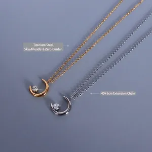 Halskette mit Mondanhänger in 18K Gold und Silber mit Zirkonia, Länge 40+5cm für Damen