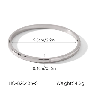 Tableau des tailles détaillé pour bracelet irrégulier en acier inoxydable doré 18k