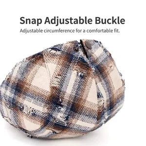 Casquette gavroche vintage à carreaux avec bords usés et boucle réglable en métal
