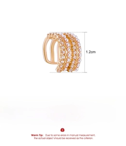 Detailed size specifications and material info for gold-plated pearl ear cuff