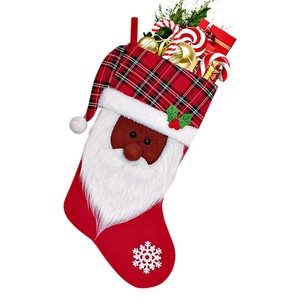 Calza natalizia rossa festiva con Babbo Natale nero e decorazione a quadri sul bordo