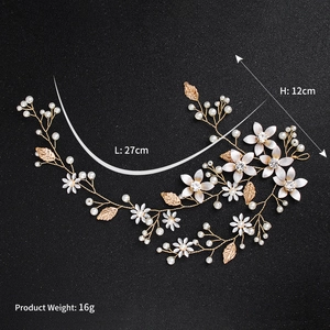 Close-up of golden flower hair vine with pearls and crystals, size 27x12cm, 16g weight