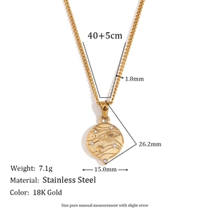 Disegno tecnico della collana in oro 18K con ciondolo a tarocco celeste e dimensioni