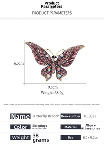 Vue détaillée de la broche papillon en strass violets avec dimensions 9,2cm x 6,0cm et poids 38g