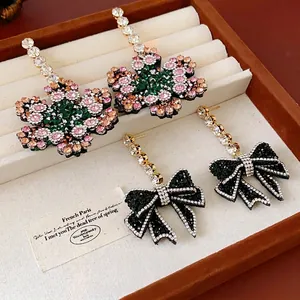 Strassblumen-Schleifen-Ohrhänger mit Silberstecker Kupfer Luxus Mode Schmuck für Damen