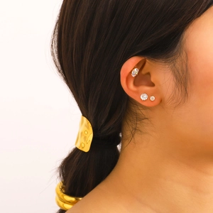 Round Zircon Cartilage Stud Earrings 18K Gold Plated Stainless Steel Waterproof Hypoallergenic Sparkly Jewelry For Women Men