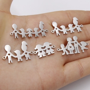 Gepolijste roestvrijstalen familie hangers met ouders en kinderen ontwerpen