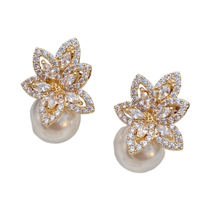 Elegant flower stud earrings with micro-pave zircons and round white pearls in gold finish