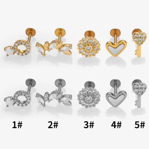 Clous d'oreilles en acier inoxydable doré et argenté avec zircons et motifs de cœur