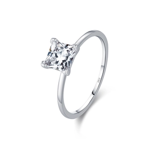 Bague classique en argent sterling S925 avec diamant carré et serti à quatre griffes